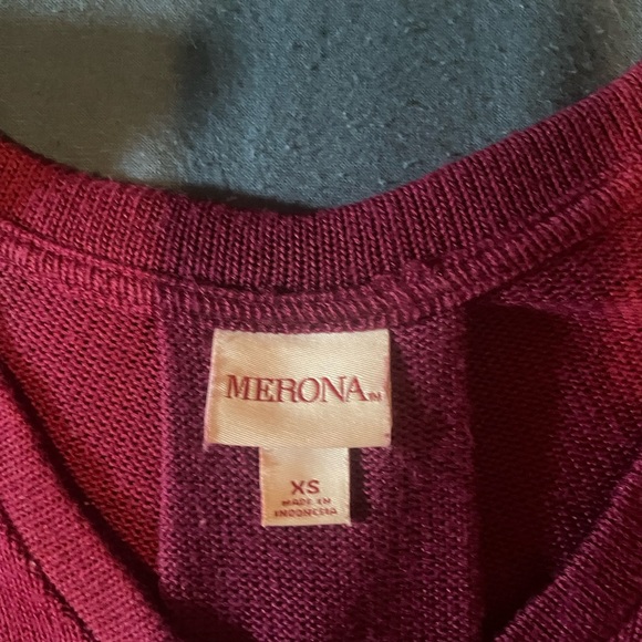 Full arm burgundy sweater. XS - Picture 5 of 5